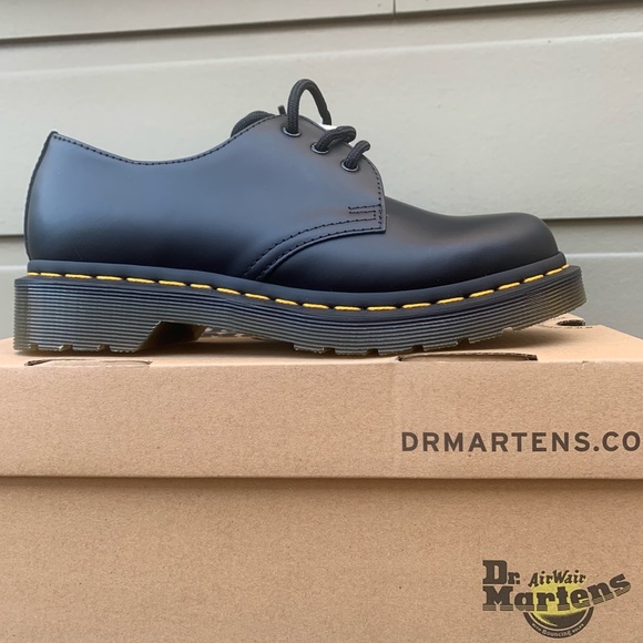 Dr. Martens Shoes - Dr Martens Leather Modern Black Oxford Shoes